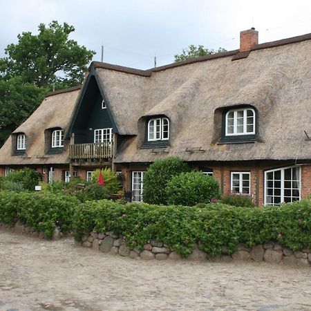 Reethus Stoefs Apartment Behrensdorf ภายนอก รูปภาพ
