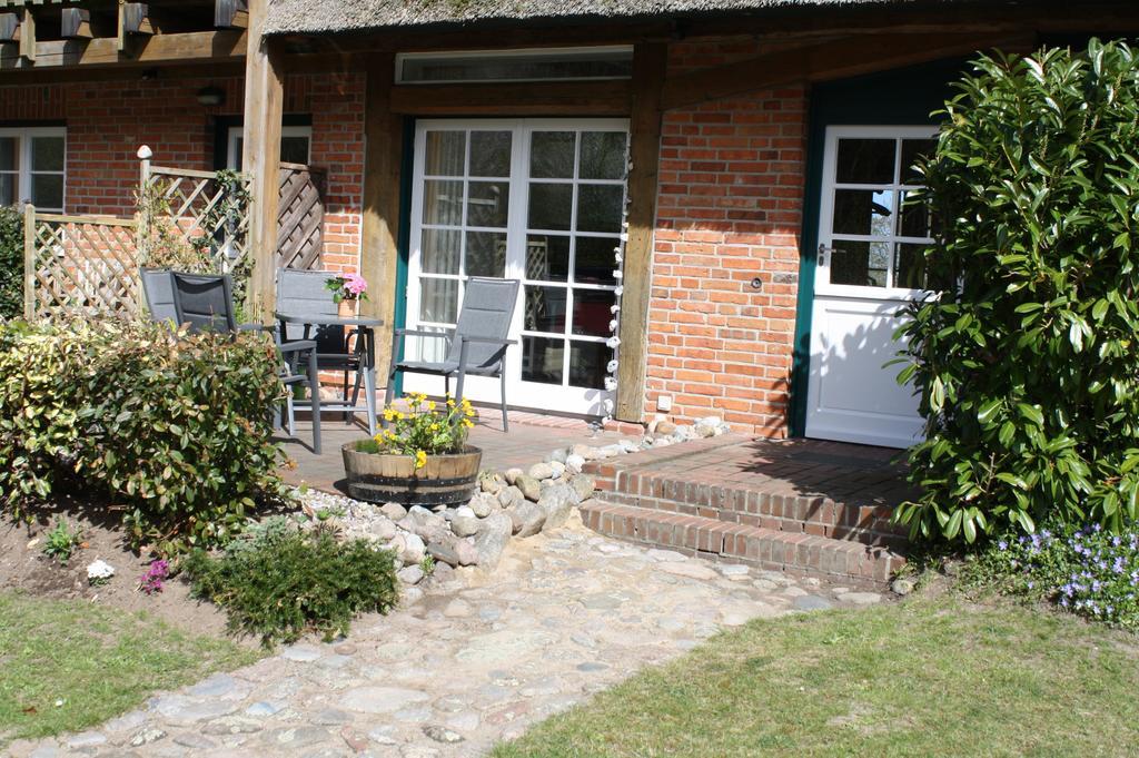 Reethus Stoefs Apartment Behrensdorf ภายนอก รูปภาพ